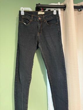 Skinny Jeans - Dark Wash